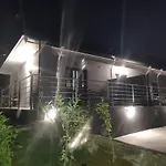Kosta 2