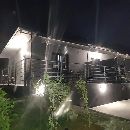 Kosta 2